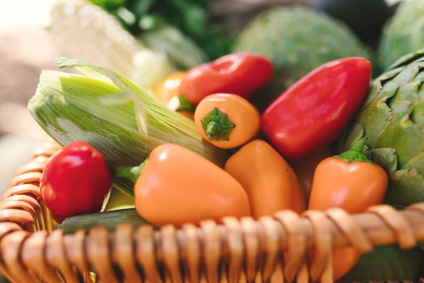 Panier de légumes frais calibrés prêts au conditionnement